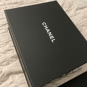 Chanel Magnetic Box 13 x 10.5 x 5 and bag
